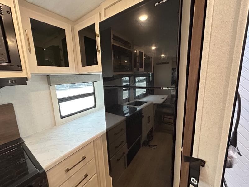 2026 Forest River 2026 Forest River Surveyor Legend - thumbnail 35