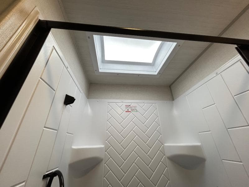 2026 Forest River 2026 Forest River Surveyor Legend - thumbnail 36