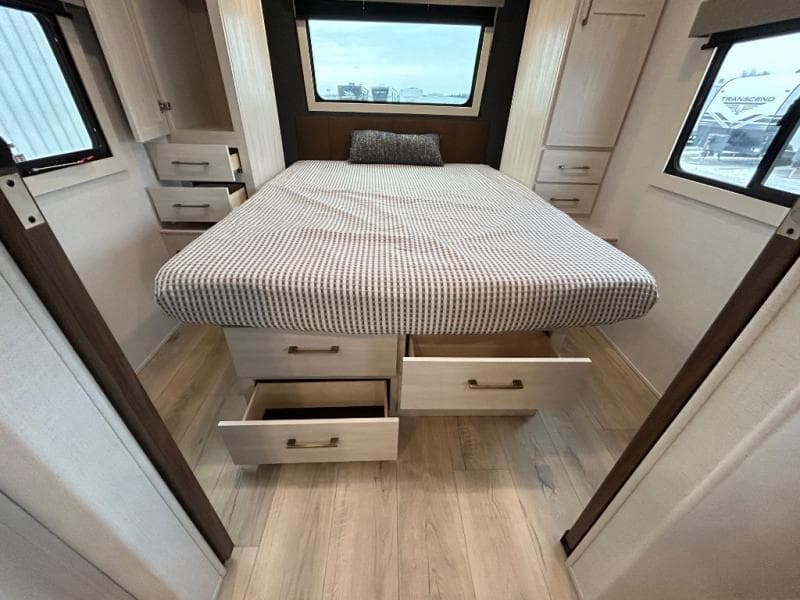 2026 Forest River 2026 Forest River Surveyor Legend - thumbnail 48