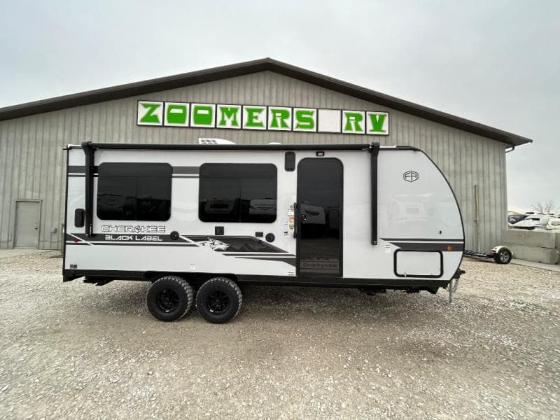 2026 Forest River 2026 Forest River Cherokee Grey Wolf Black Label Toy Hauler - thumbnail 3