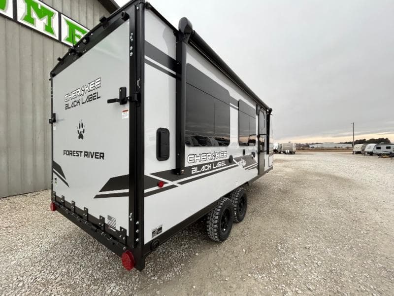 2026 Forest River 2026 Forest River Cherokee Grey Wolf Black Label Toy Hauler - thumbnail 5