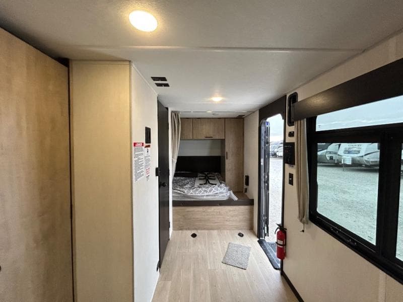 2026 Forest River 2026 Forest River Cherokee Grey Wolf Black Label Toy Hauler - thumbnail 26