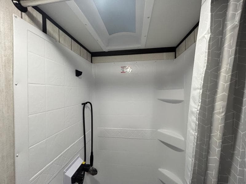 2026 Forest River 2026 Forest River Cherokee Wolf Pack Toy Hauler - thumbnail 37