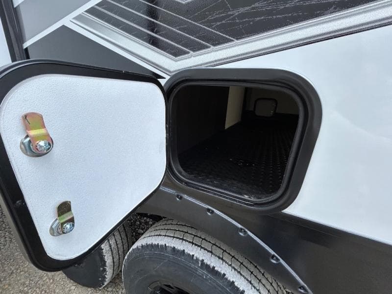 2026 Forest River 2026 Forest River Cherokee Wolf Pack Toy Hauler - thumbnail 17