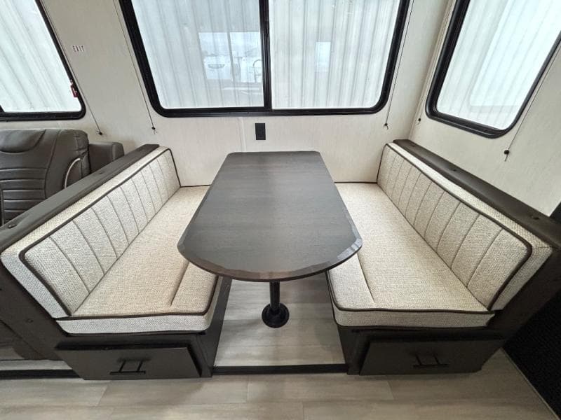 2026 Forest River 2026 Forest River Cherokee Wolf Pack Toy Hauler - thumbnail 31