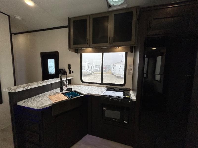 2026 Forest River 2026 Forest River Cherokee Wolf Pack Toy Hauler - thumbnail 36