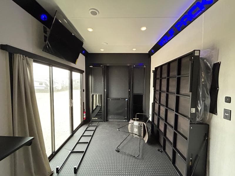 2026 Forest River 2026 Forest River Cherokee Wolf Pack Toy Hauler - thumbnail 50