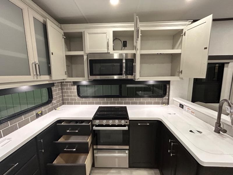 2026 Keystone 2026 Keystone Alpine Avalanche Edition - thumbnail 35