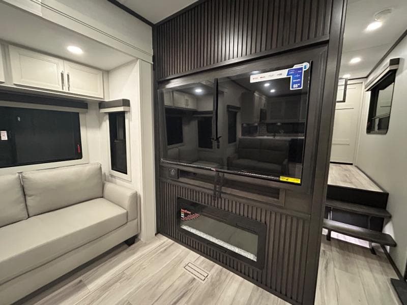 2026 Keystone 2026 Keystone Alpine Avalanche Edition - thumbnail 47