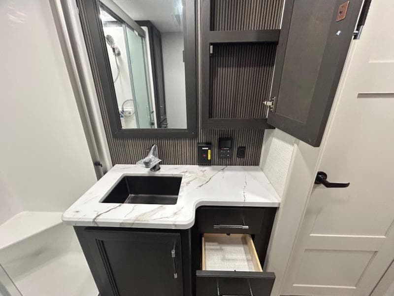 2026 Keystone 2026 Keystone Alpine Avalanche Edition - thumbnail 65