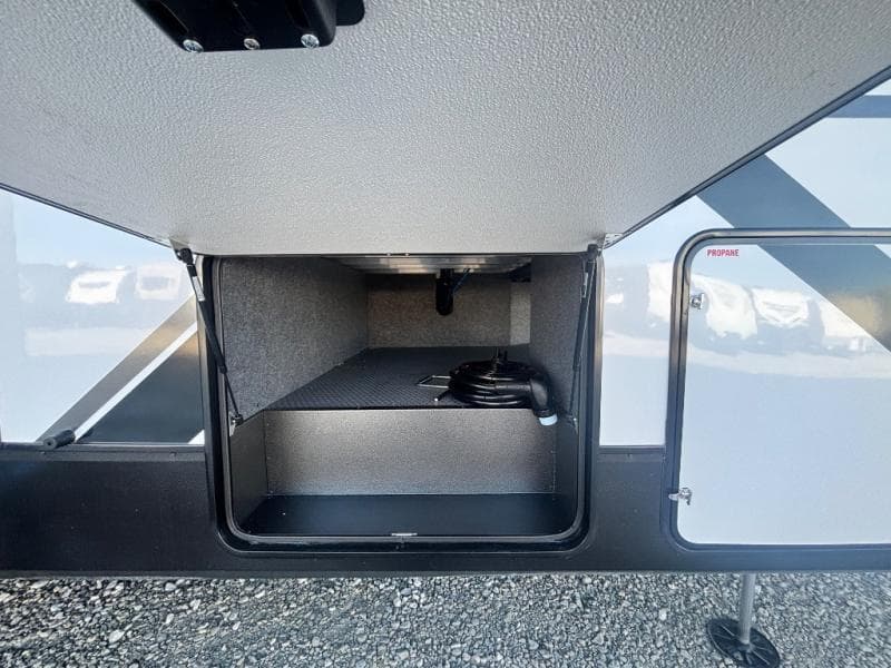 2026 Forest River 2026 Forest River Xlr Nitro Toy Hauler - thumbnail 12