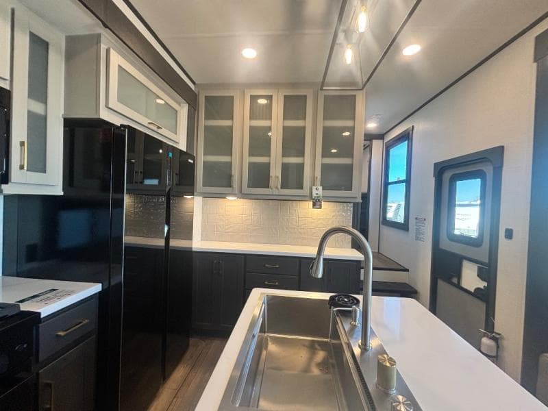 2026 Forest River 2026 Forest River Xlr Nitro Toy Hauler - thumbnail 25