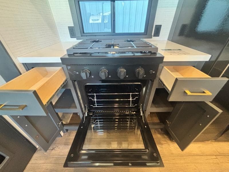 2026 Forest River 2026 Forest River Xlr Nitro Toy Hauler - thumbnail 27