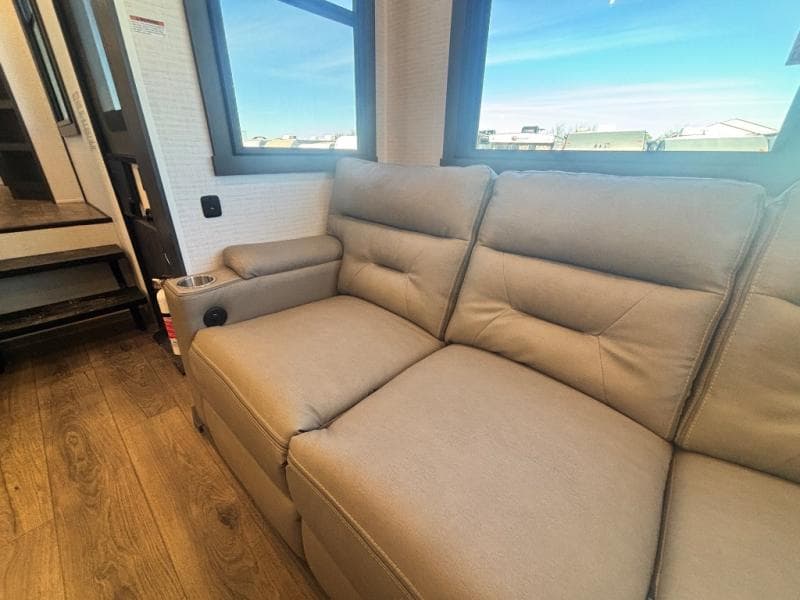 2026 Forest River 2026 Forest River Xlr Nitro Toy Hauler - thumbnail 34