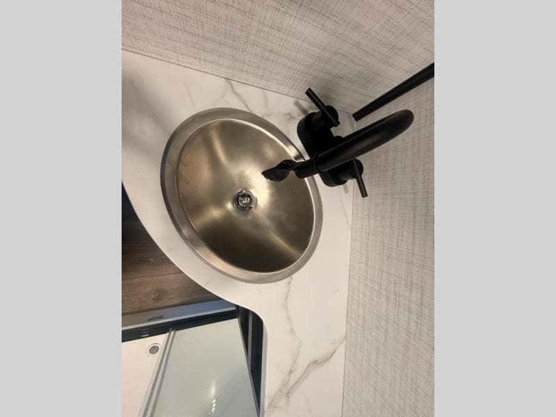 2026 Forest River 2026 Forest River Xlr Nitro Toy Hauler - thumbnail 43