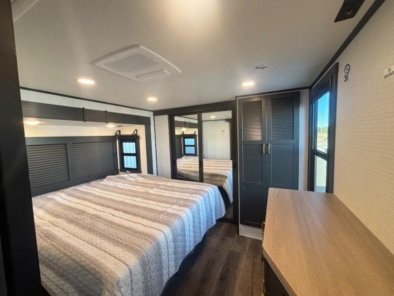 2026 Forest River 2026 Forest River Xlr Nitro Toy Hauler - thumbnail 54