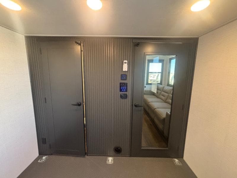 2026 Forest River 2026 Forest River Xlr Nitro Toy Hauler - thumbnail 68