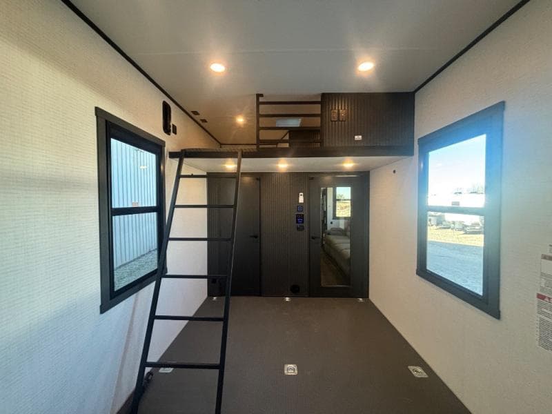 2026 Forest River 2026 Forest River Xlr Nitro Toy Hauler - thumbnail 70