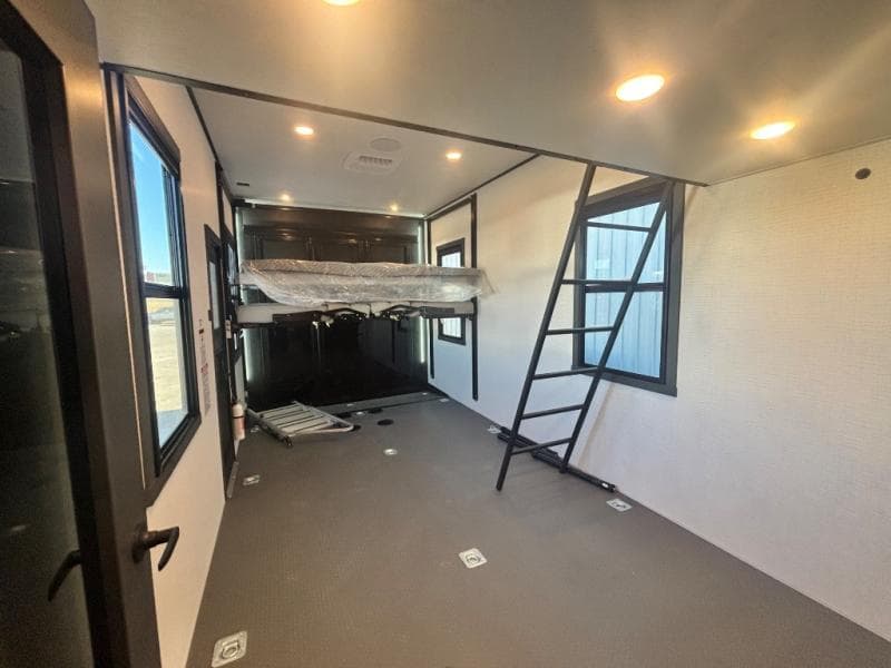 2026 Forest River 2026 Forest River Xlr Nitro Toy Hauler - thumbnail 71