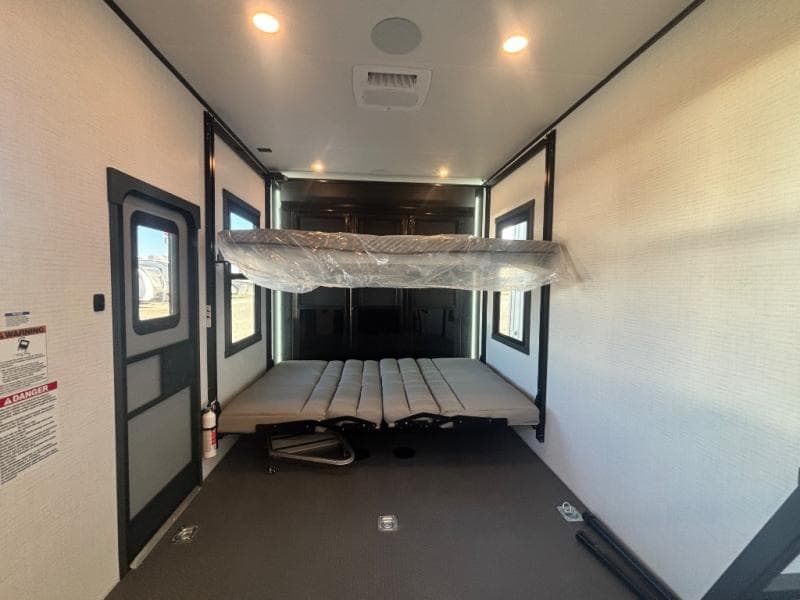 2026 Forest River 2026 Forest River Xlr Nitro Toy Hauler - thumbnail 72