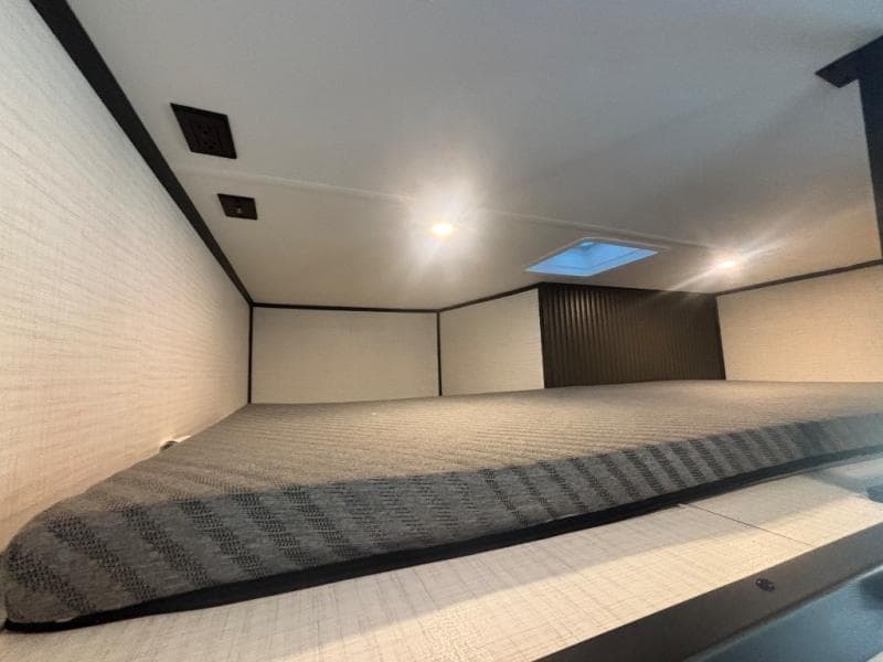 2026 Forest River 2026 Forest River Xlr Nitro Toy Hauler - thumbnail 74