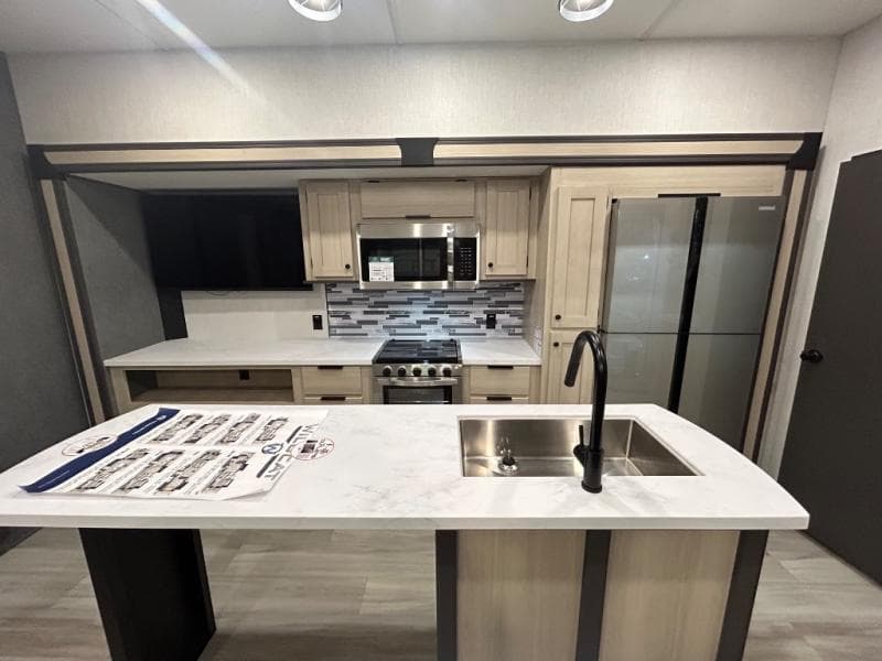 2026 Forest River 2026 Forest River Wildcat - thumbnail 4