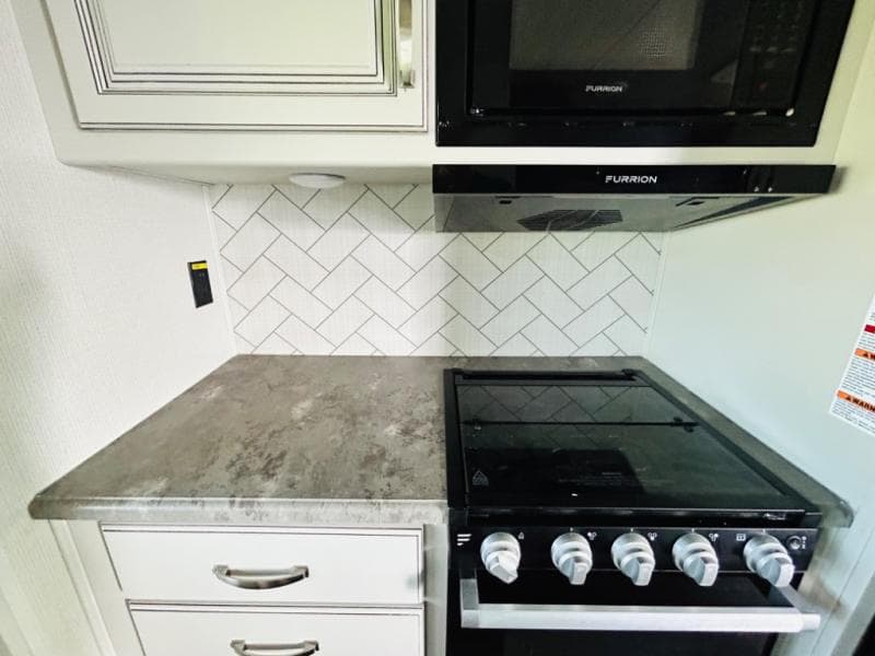 2023 Keystone RV 2023 Keystone RV Cougar - thumbnail 10