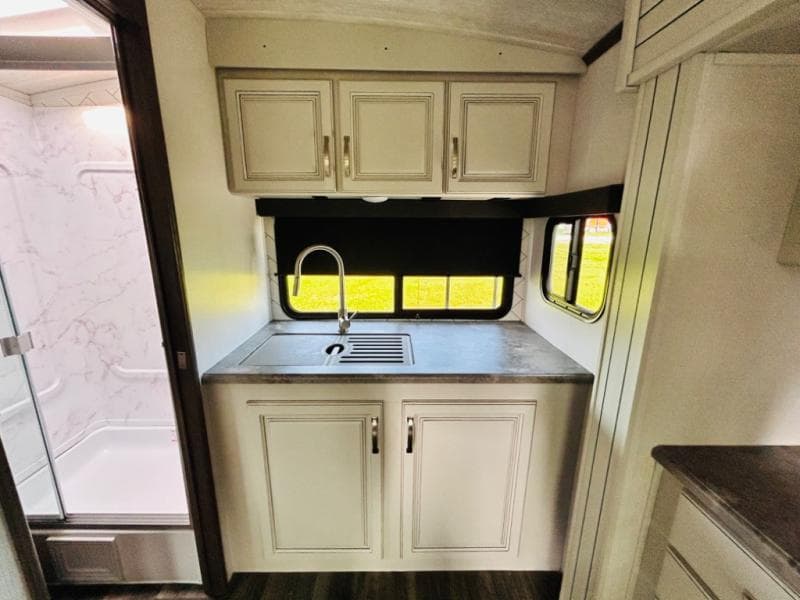 2023 Keystone RV 2023 Keystone RV Cougar - thumbnail 14