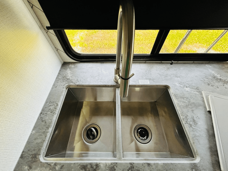 2023 Keystone RV 2023 Keystone RV Cougar - thumbnail 18