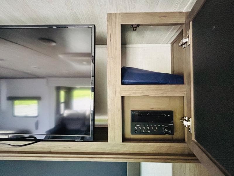 2023 Keystone RV 2023 Keystone RV Cougar - thumbnail 26