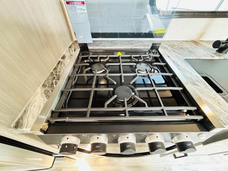 2022 Dutchmen 2022 Dutchmen Kodiak Ultra-Lite - thumbnail 21