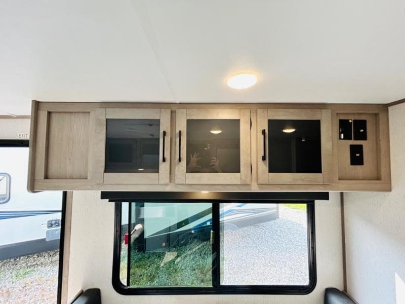 2022 Dutchmen 2022 Dutchmen Kodiak Ultra-Lite - thumbnail 30