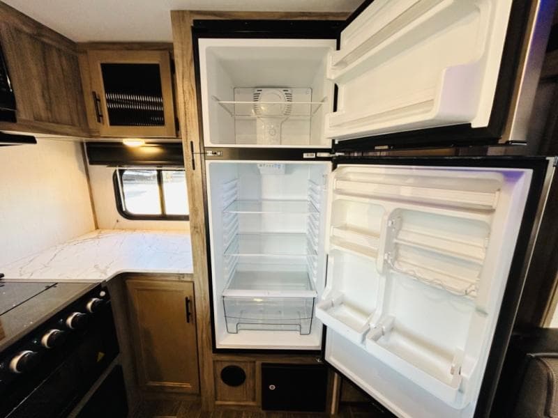 2021 Forest River 2021 Forest River Cherokee Alpha Wolf - thumbnail 19