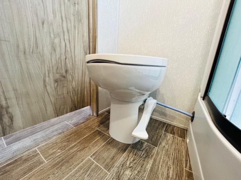 2021 Forest River 2021 Forest River Cherokee Alpha Wolf - thumbnail 46