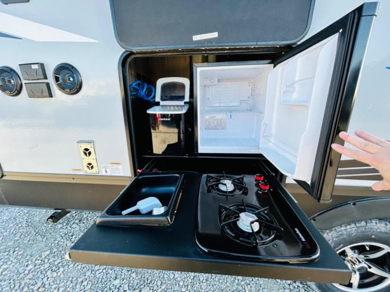 2021 Forest River 2021 Forest River Cherokee Alpha Wolf - thumbnail 69