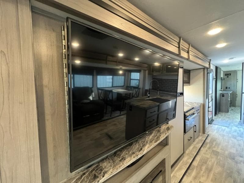 2022 Dutchmen 2022 Dutchmen Kodiak Ultimate - thumbnail 14