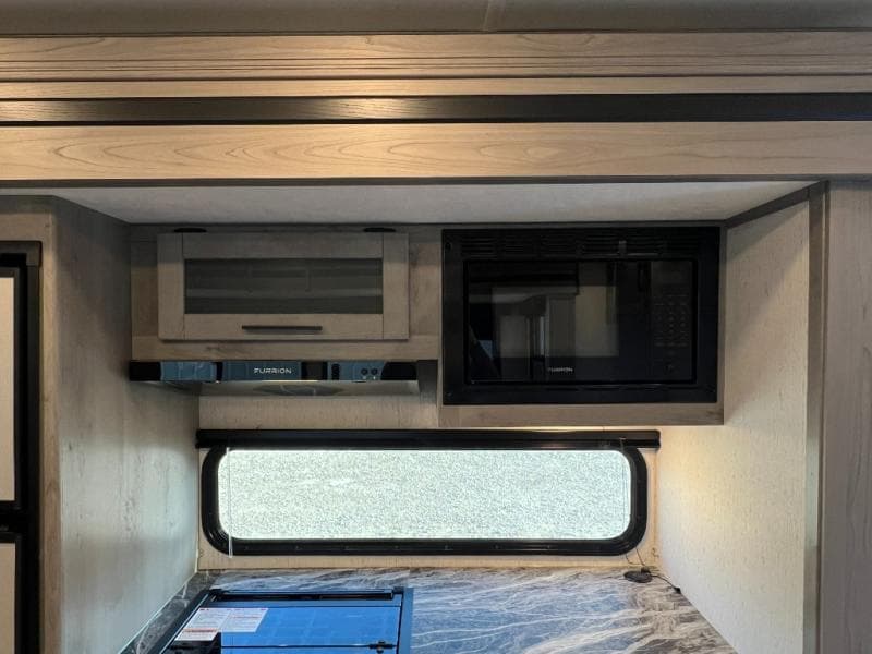 2022 Dutchmen 2022 Dutchmen Kodiak Ultimate - thumbnail 17