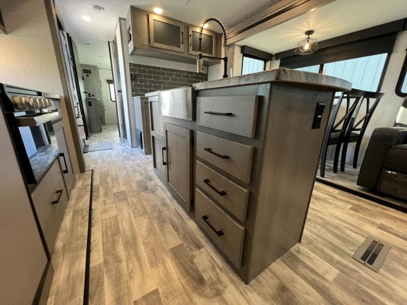 2022 Dutchmen 2022 Dutchmen Kodiak Ultimate - thumbnail 26