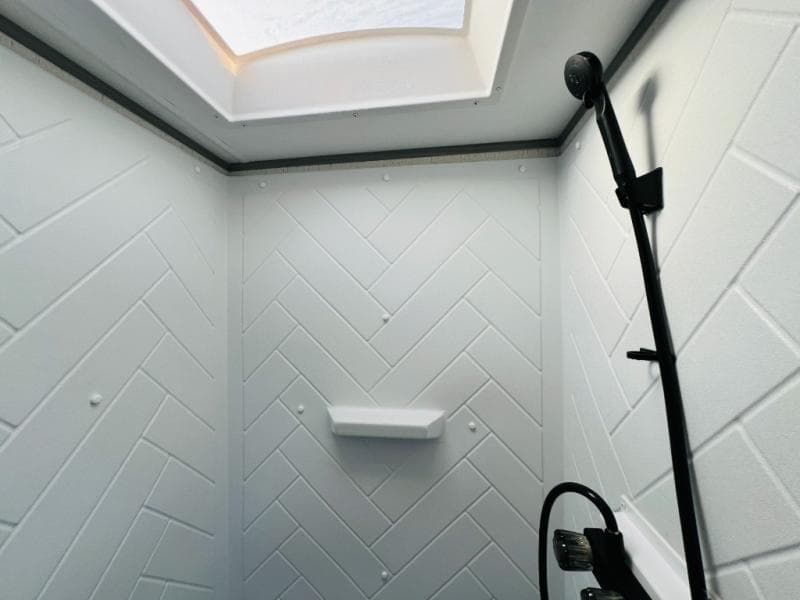 2022 Dutchmen 2022 Dutchmen Kodiak Ultimate - thumbnail 39