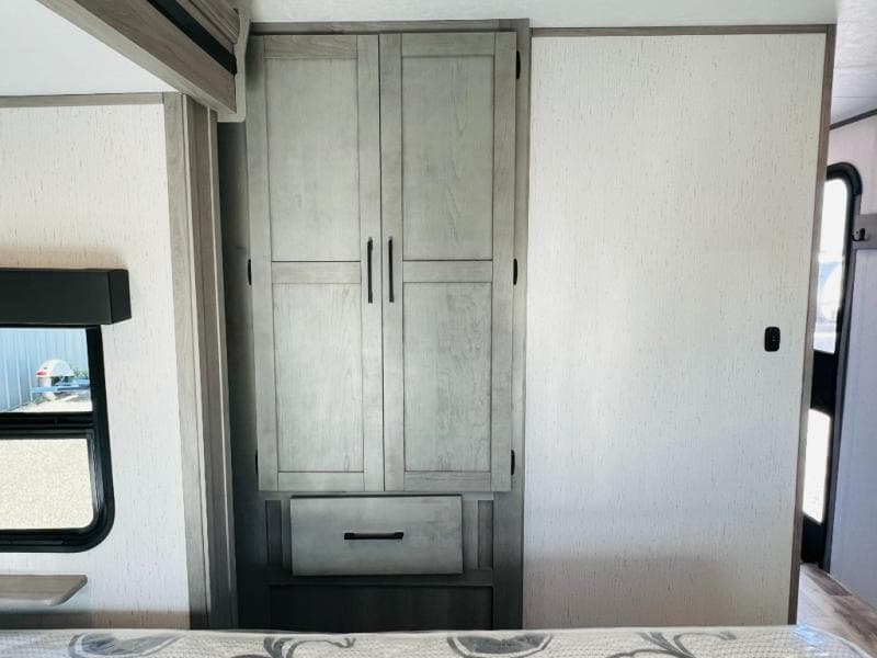 2022 Dutchmen 2022 Dutchmen Kodiak Ultimate - thumbnail 53