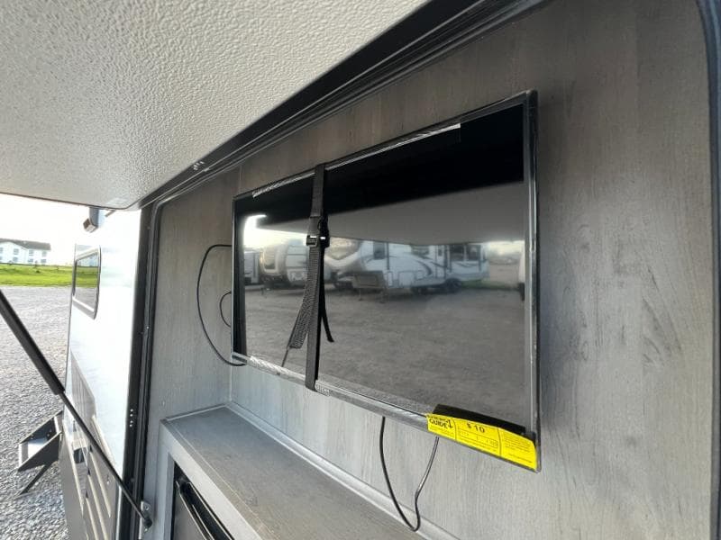 2022 Dutchmen 2022 Dutchmen Kodiak Ultimate - thumbnail 63