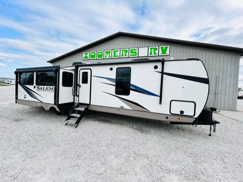 2023 Forest River 2023 Forest River Salem Hemisphere - thumbnail 3