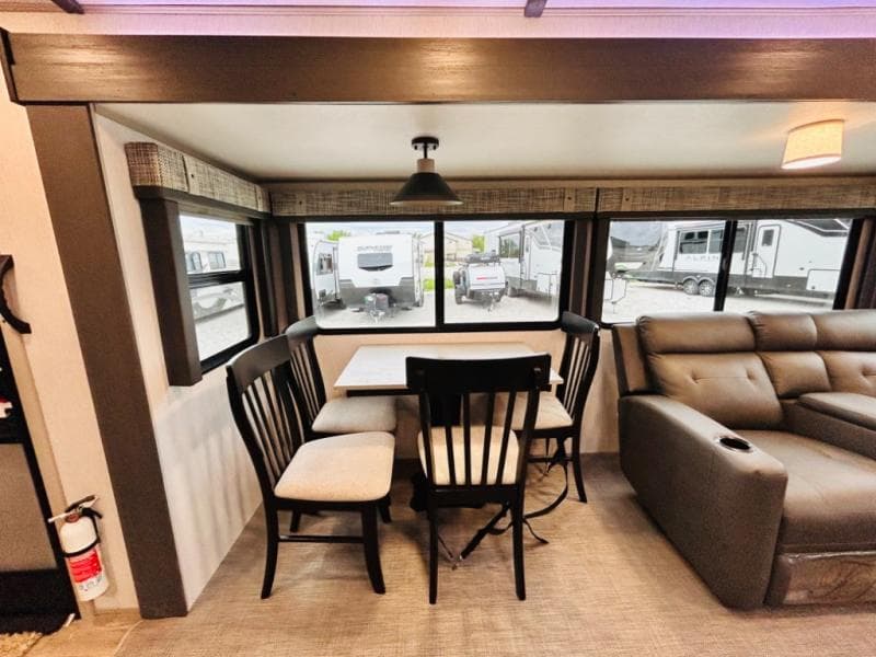 2023 Forest River 2023 Forest River Salem Hemisphere - thumbnail 39