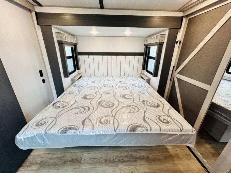 2023 Forest River 2023 Forest River Salem Hemisphere - thumbnail 58