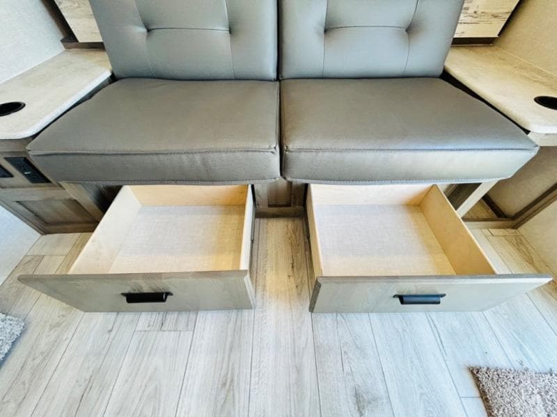 2022 Forest River 2022 Forest River Surveyor Legend - thumbnail 11