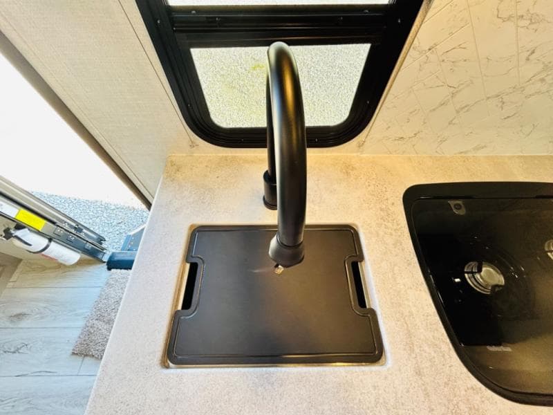 2022 Forest River 2022 Forest River Surveyor Legend - thumbnail 26