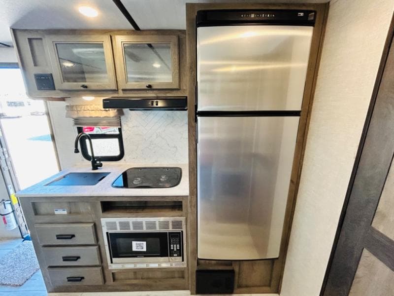 2022 Forest River 2022 Forest River Surveyor Legend - thumbnail 31