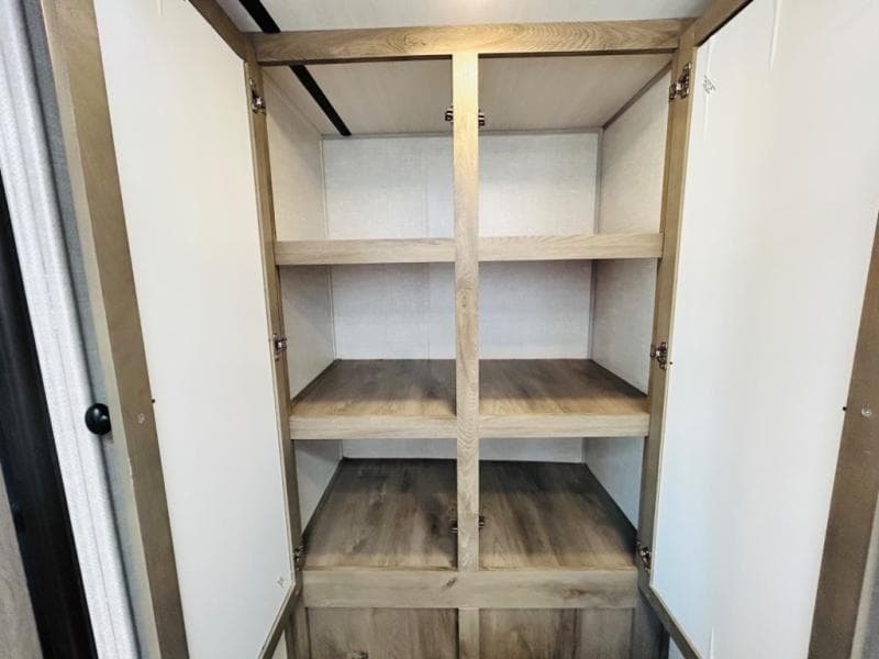 2022 Forest River 2022 Forest River Surveyor Legend - thumbnail 36