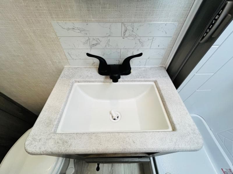 2022 Forest River 2022 Forest River Surveyor Legend - thumbnail 40