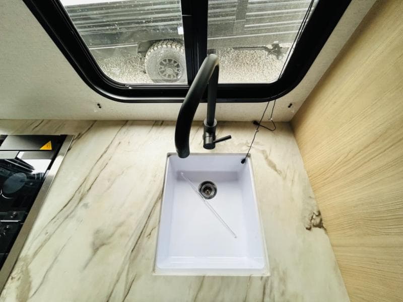 2024 Forest River 2024 Forest River Wildwood FSX - thumbnail 19